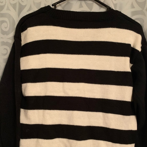 Ugly Christmas Sweater SOLD ON MERC - Picture 4 of 4